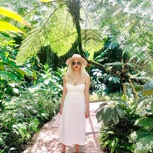 Meet your Posher, Crystal